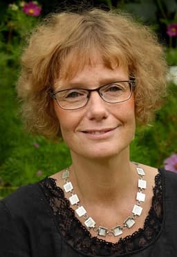 Böcker och noter av Elisabeth Jönsson